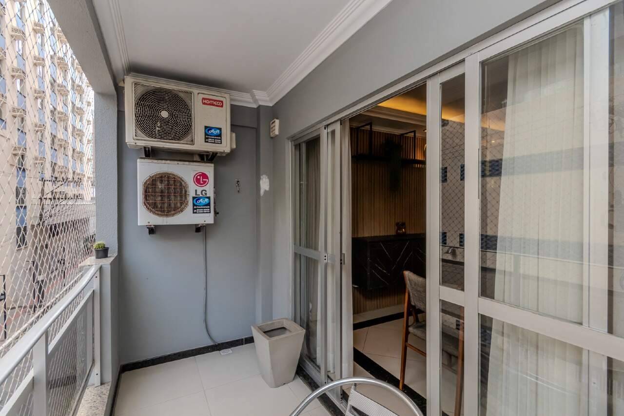 Foto do imóvel Apartamento á venda com 03 Dormitórios no Edifício Mayara em Balneário Camboriú