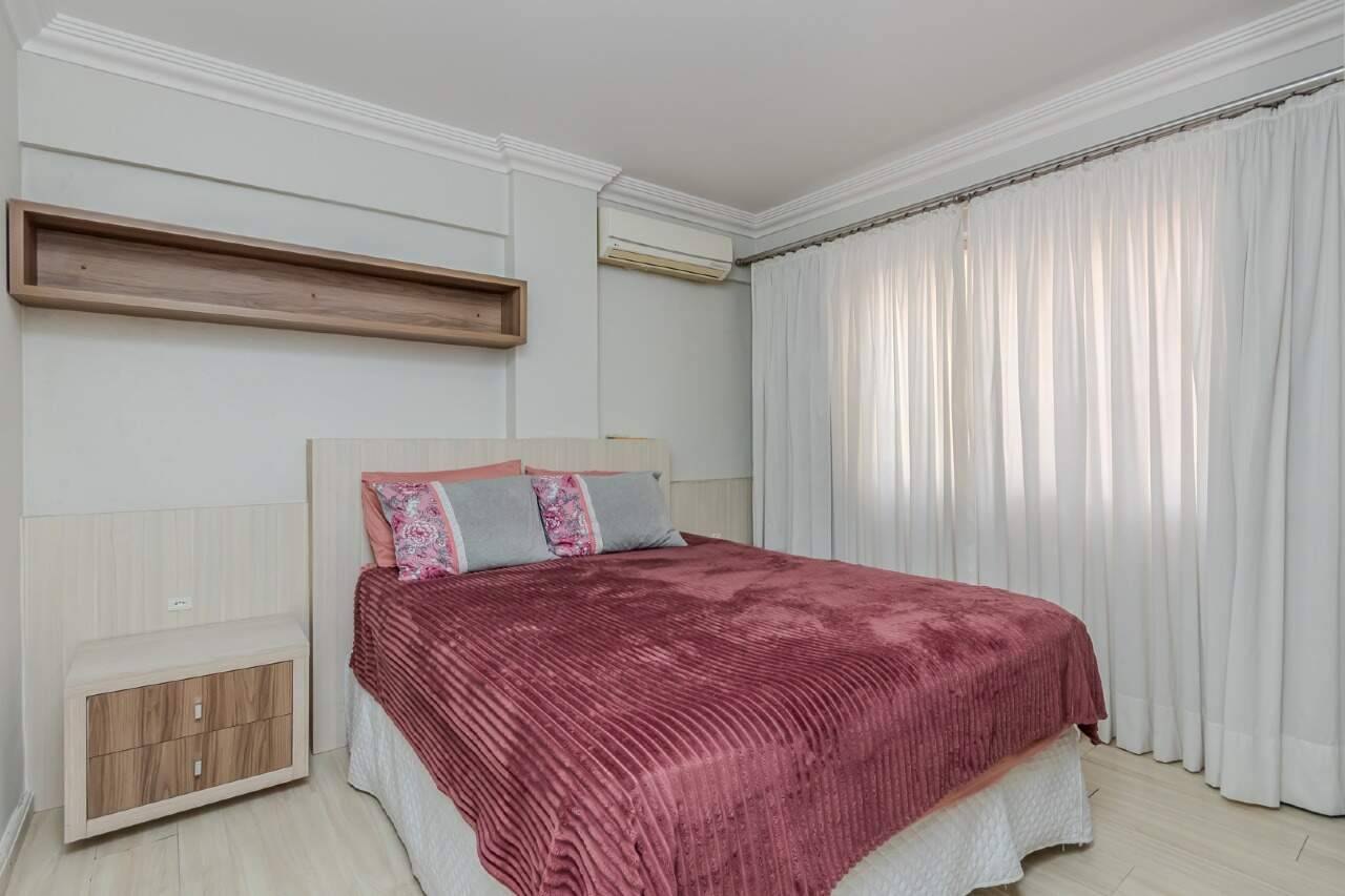 Foto do imóvel Apartamento á venda com 03 Dormitórios no Edifício Mayara em Balneário Camboriú