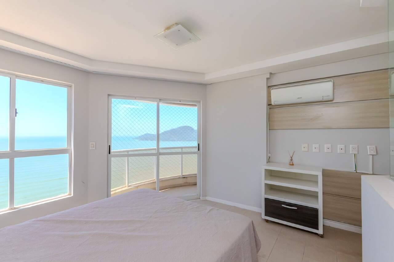 Foto do imóvel Cobertura Triplex Frente Mar á venda com 05 Suítes no Edifício Marquês de Olinda em Balneário Camboriú