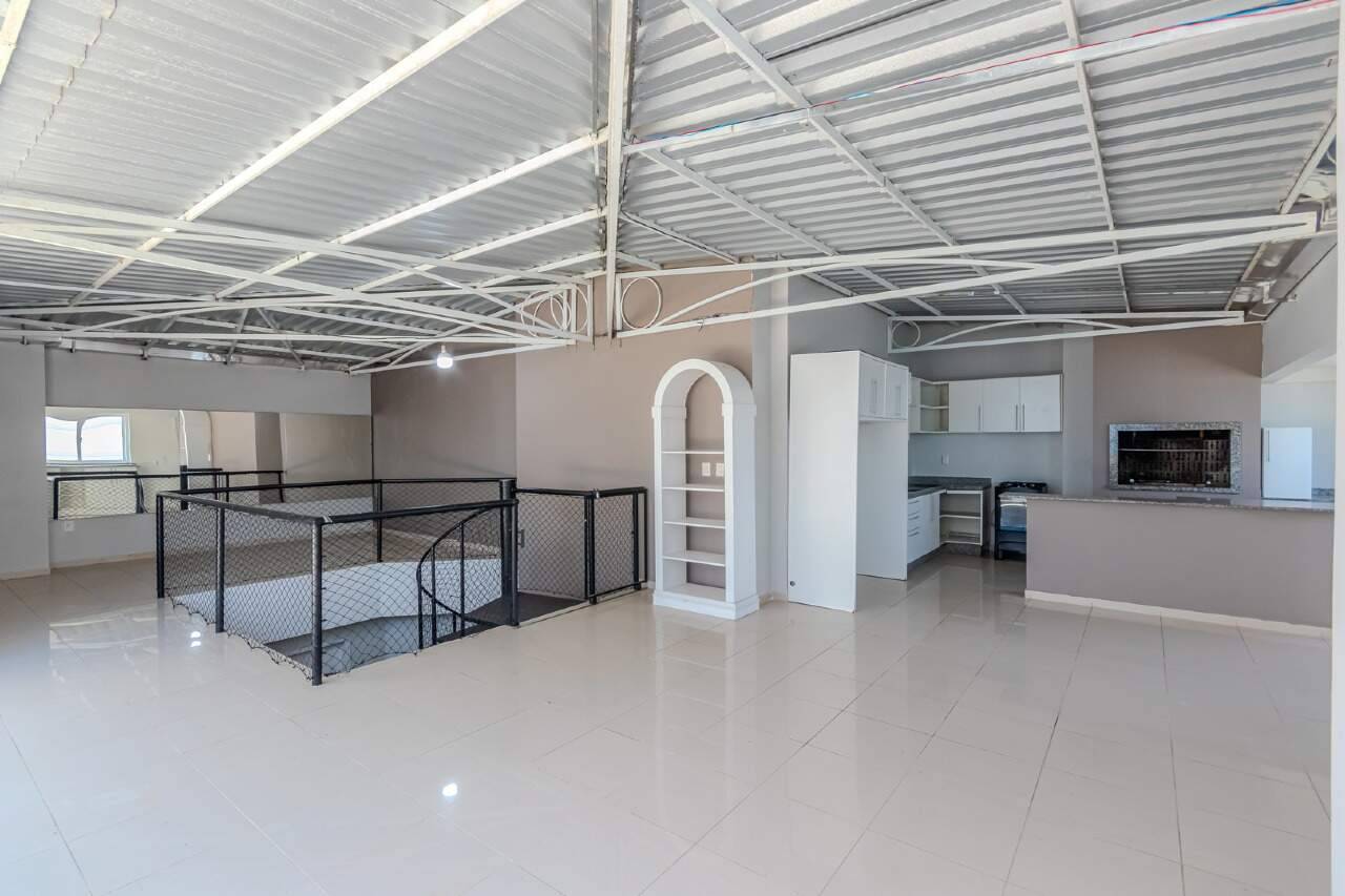 Foto do imóvel Cobertura Triplex Frente Mar á venda com 05 Suítes no Edifício Marquês de Olinda em Balneário Camboriú