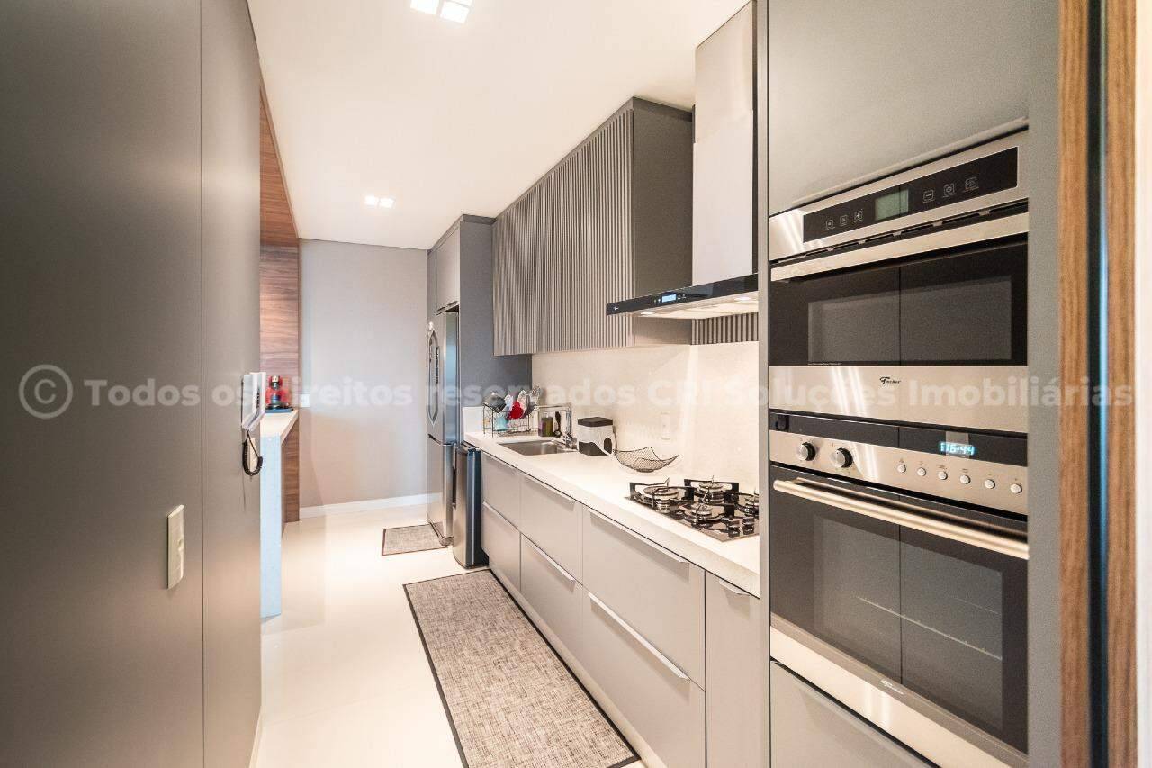 Foto do imóvel Apartamento com 3 suítes e vista para o mar no Edifício Solares da Brava, Itajaí