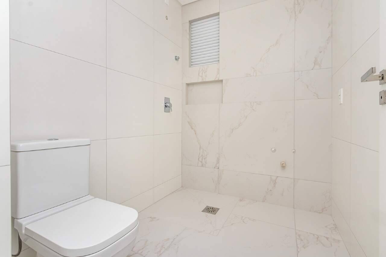 Foto do imóvel Apartamento no Garden Square com 3 suítes, varanda gourmet e 3 vagas – Meia Praia, Itapema