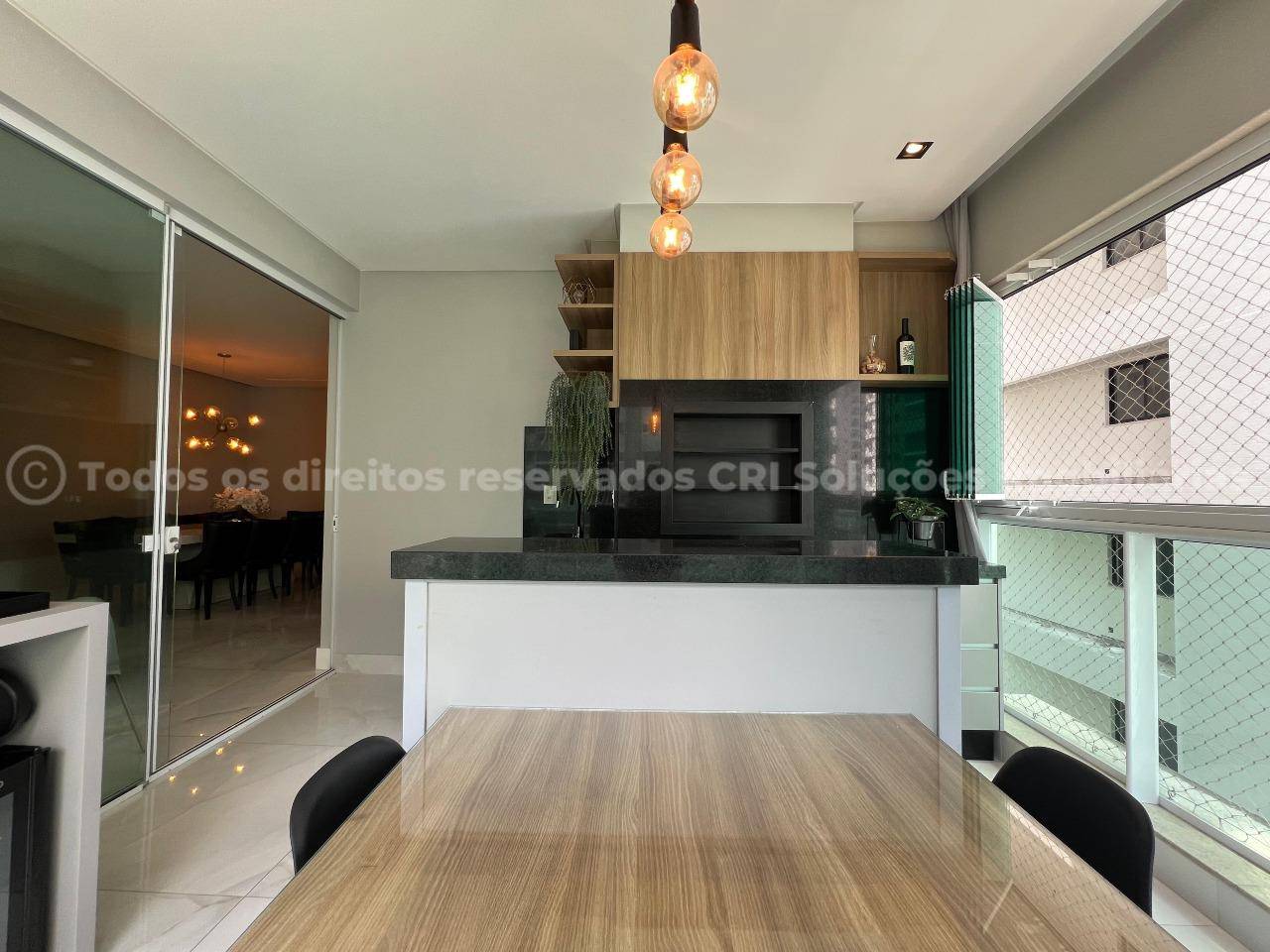 Foto do imóvel Apartamento Mobiliado na Quadra do mar em Meia Praia/Itapema