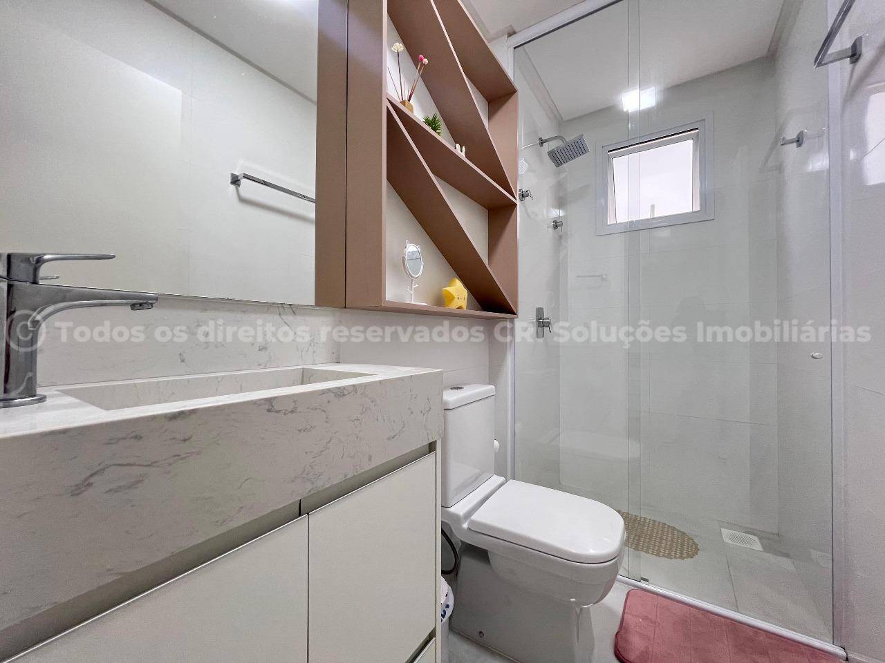 Foto do imóvel Apartamento Mobiliado na Quadra do mar em Meia Praia/Itapema