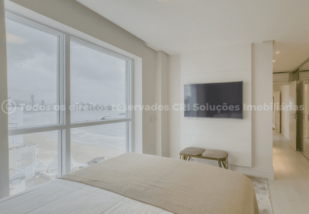 Foto do imóvel Cobertura Duplex Mobiliada com 03 Suítes Frente Mar á venda no Edifício Gran Felicitá em Balneário Camboriú