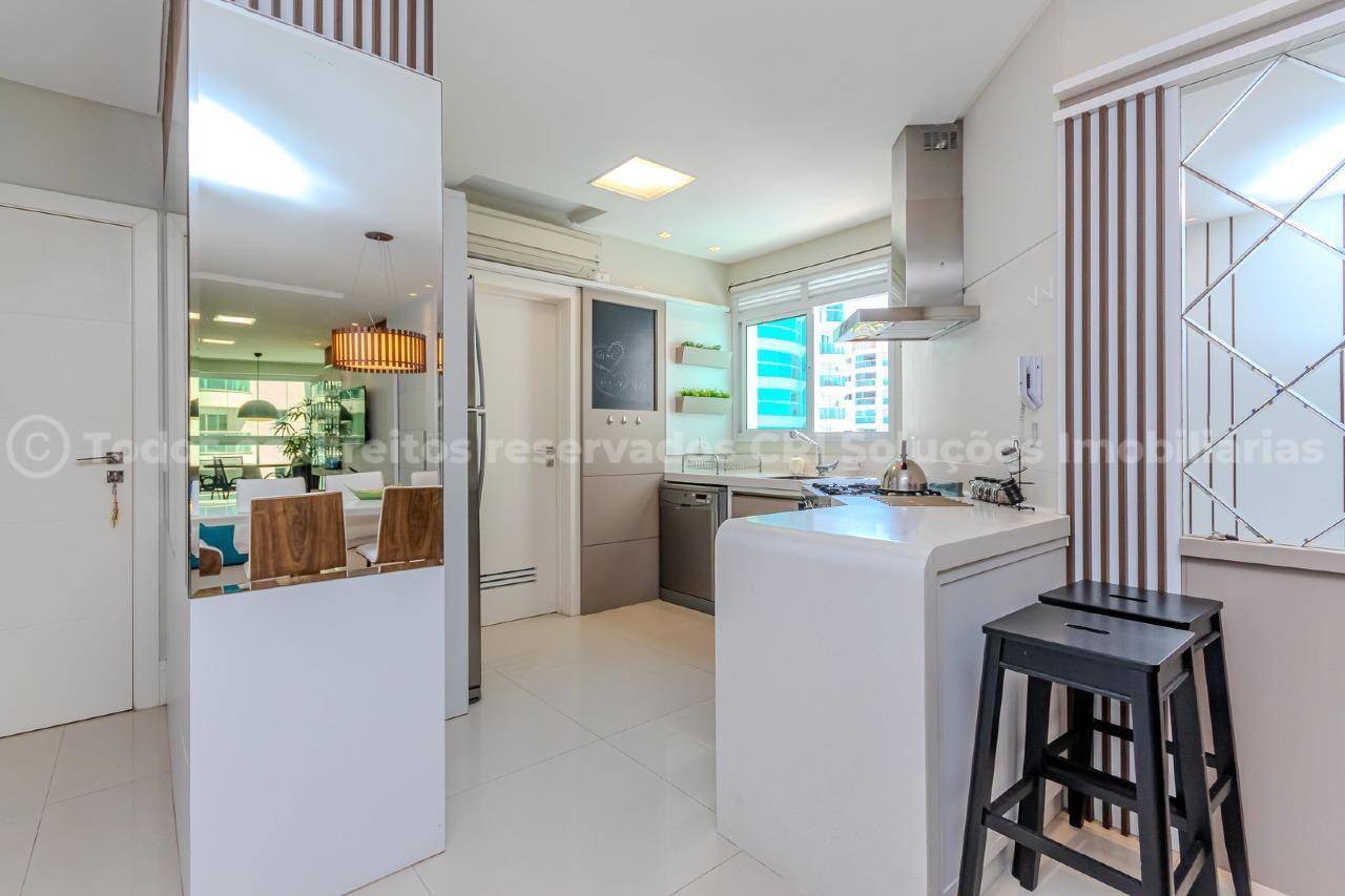 Foto do imóvel Apartamento Mobiliado com 3 Suítes à Venda no Brava Beach Internacional na Praia Brava em Itajaí