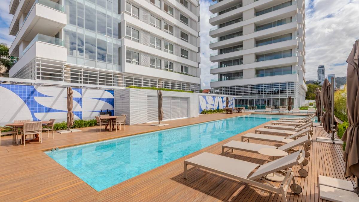 Apartamento com 3 suítes e 127m² no Riva na Praia Brava em Itajaí