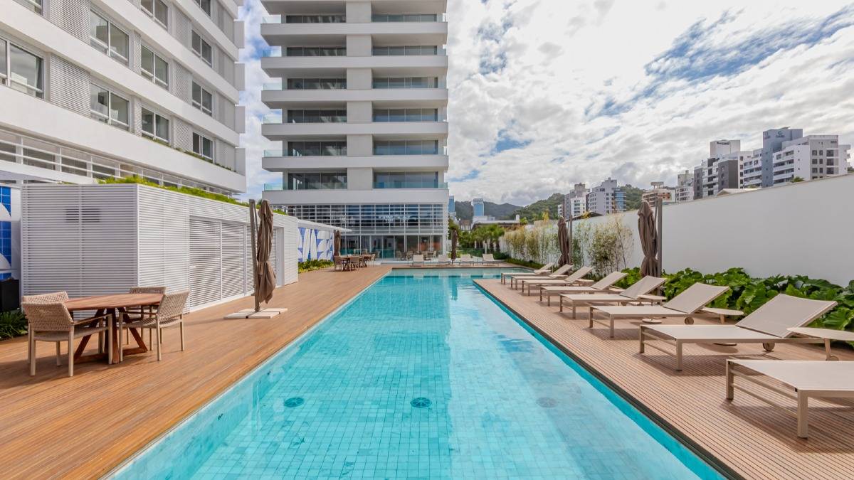 Apartamento com 3 Suítes e 163m² no Riva na Praia Brava em Itajaí
