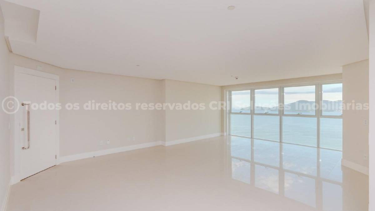 Apartamento com 3 suítes no Infinity Coast na Barra Norte em Balneário Camboriú