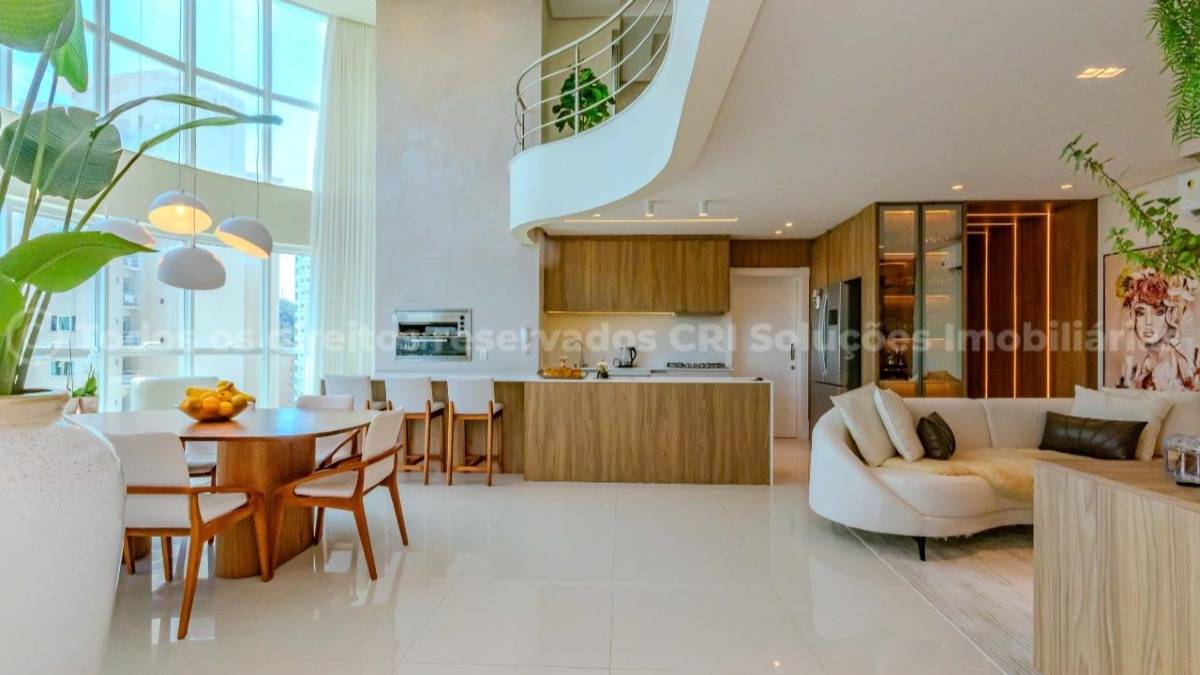 Apartamento com 4 suítes no Le Majestic no Centro em Balneário Camboriú