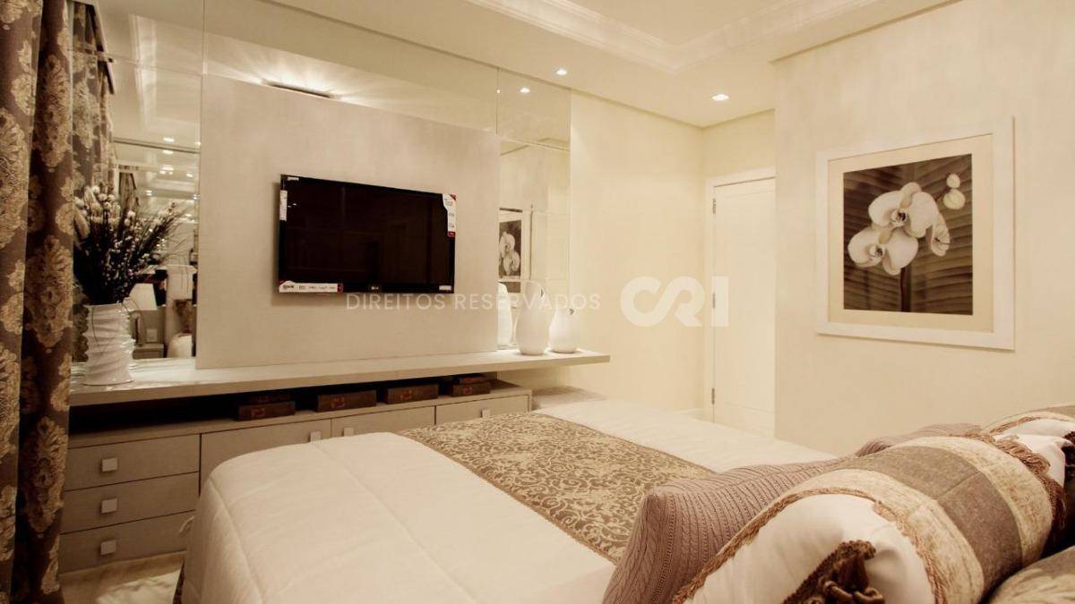 Apartamento mobiliado com 3 suítes no Edifício Alexandria no Centro em Balneário Camboriú