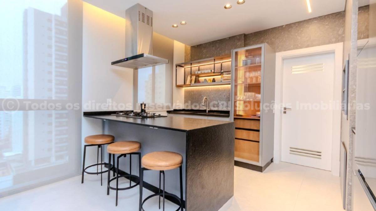 Apartamento com 2 suítes no Soho Village no Centro em Balneário Camboriú