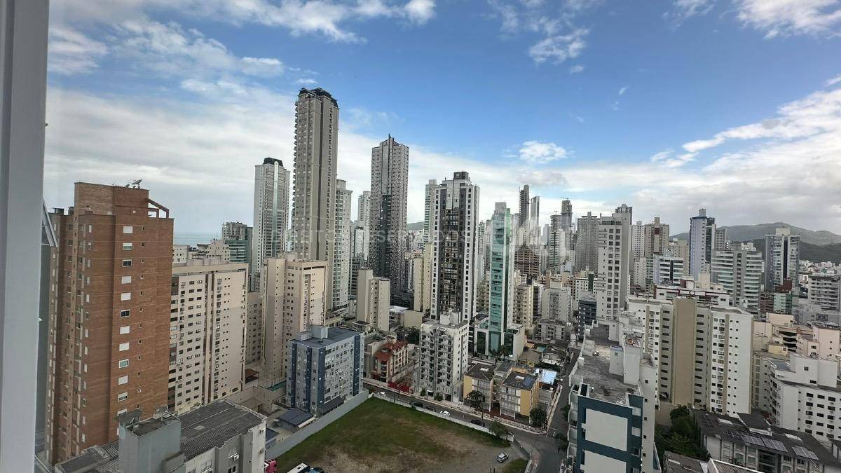 Apartamento 3 suítes Edifício Horizon Residence no Centro de Balneário Camboriú
