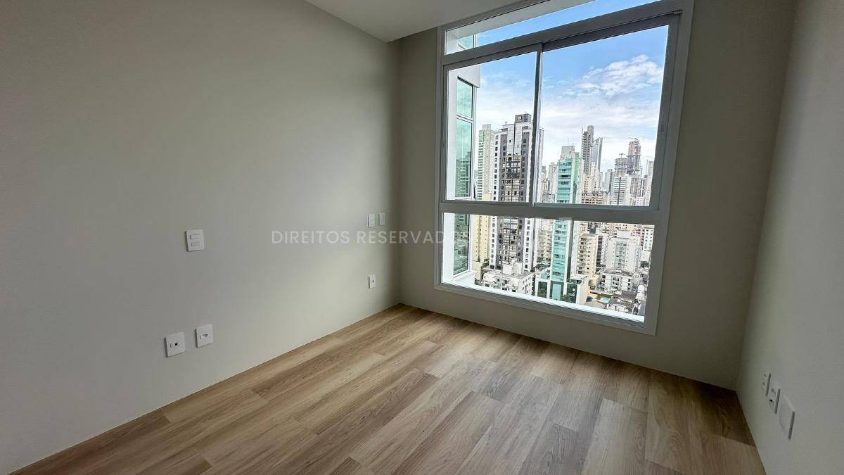 Apartamento 3 suítes Edifício Horizon Residence no Centro de Balneário Camboriú