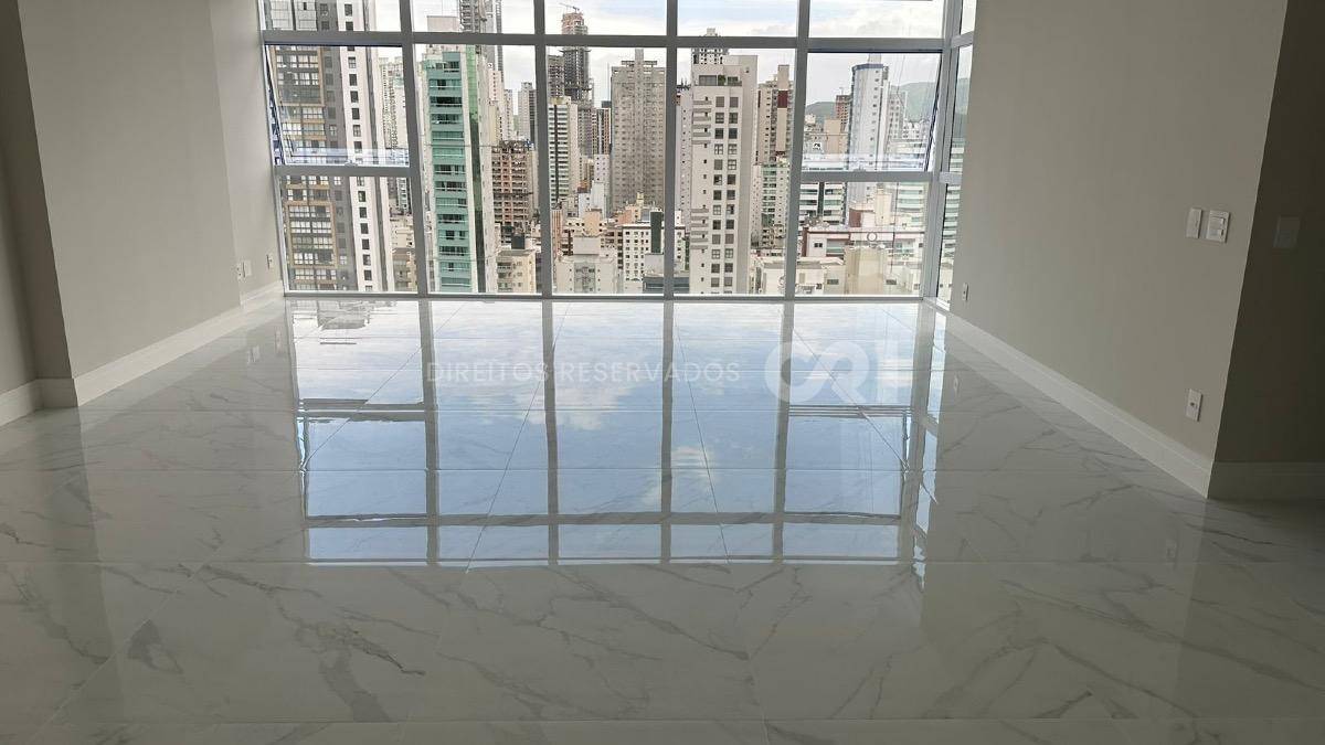 Apartamento 3 suítes Edifício Horizon Residence no Centro de Balneário Camboriú