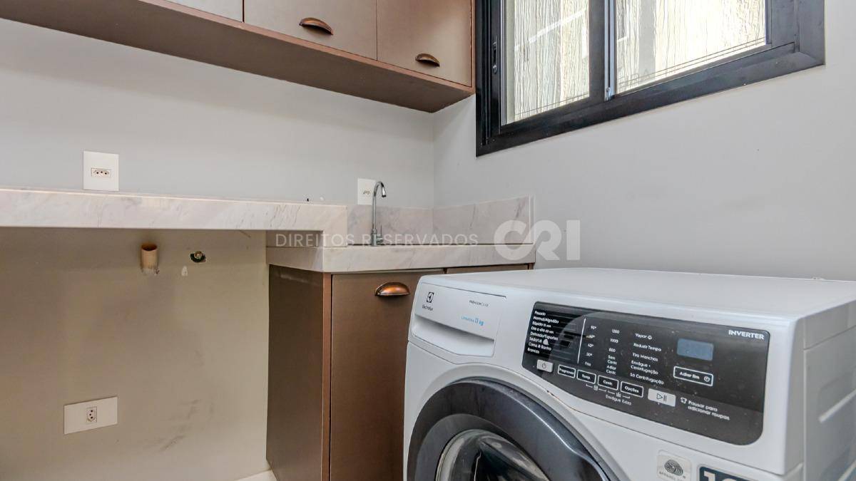 Apartamento garden com 3 suítes no Argos Residence no Centro de Balneário Camboriú