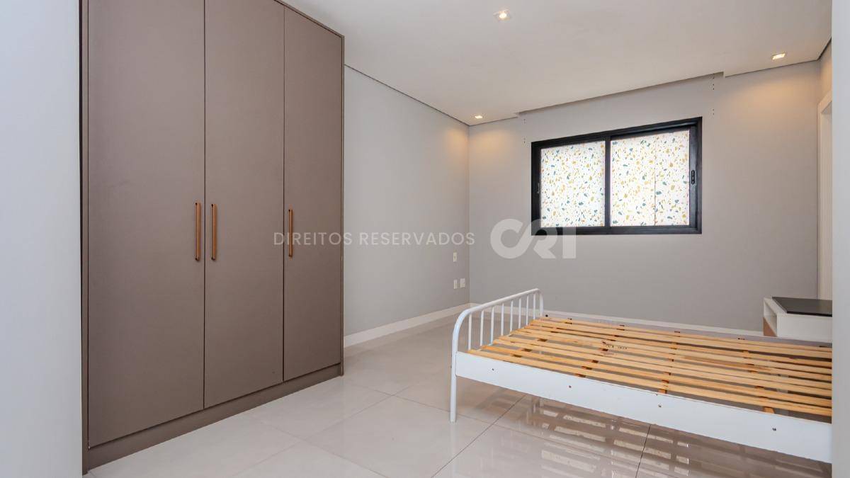 Apartamento garden com 3 suítes no Argos Residence no Centro de Balneário Camboriú