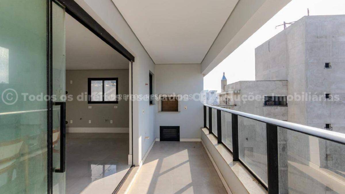Apartamento com 3 suítes no Argos Residence no Centro de Balneário Camboriú