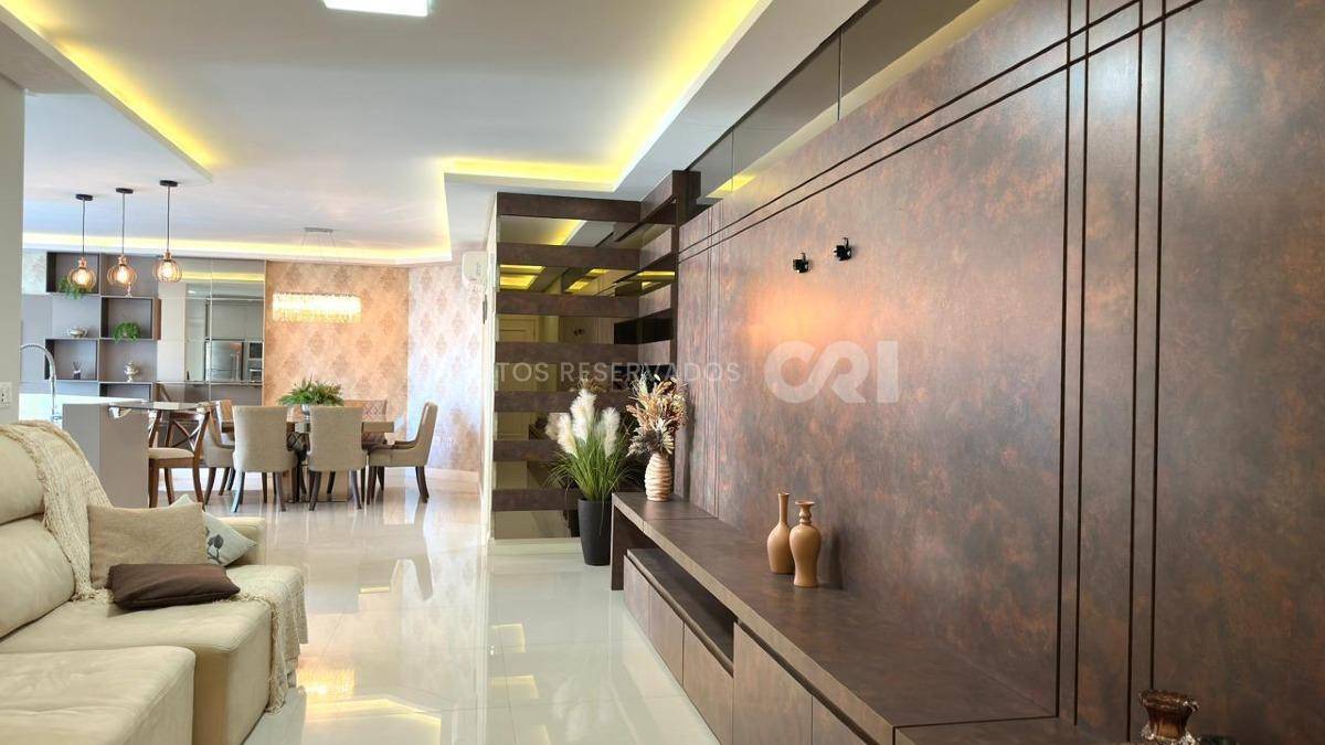 Apartamento com 4 suítes mobiliado no Le grand Parc no Centro de Itapema
