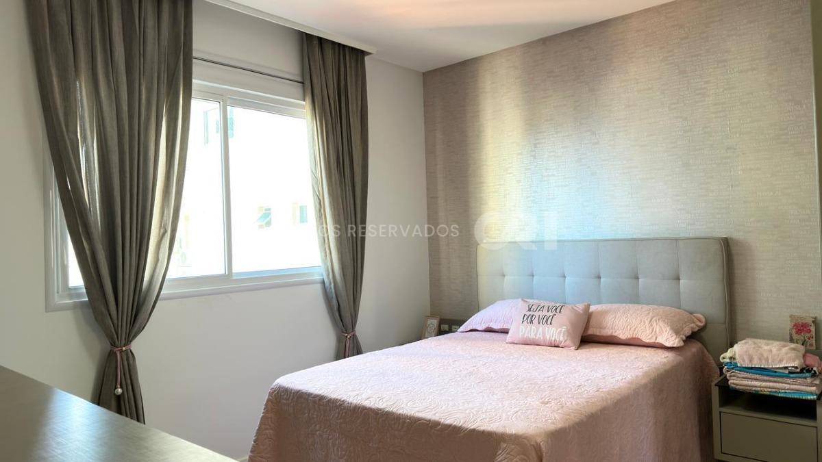 Apartamento com 4 suítes mobiliado no Le grand Parc no Centro de Itapema