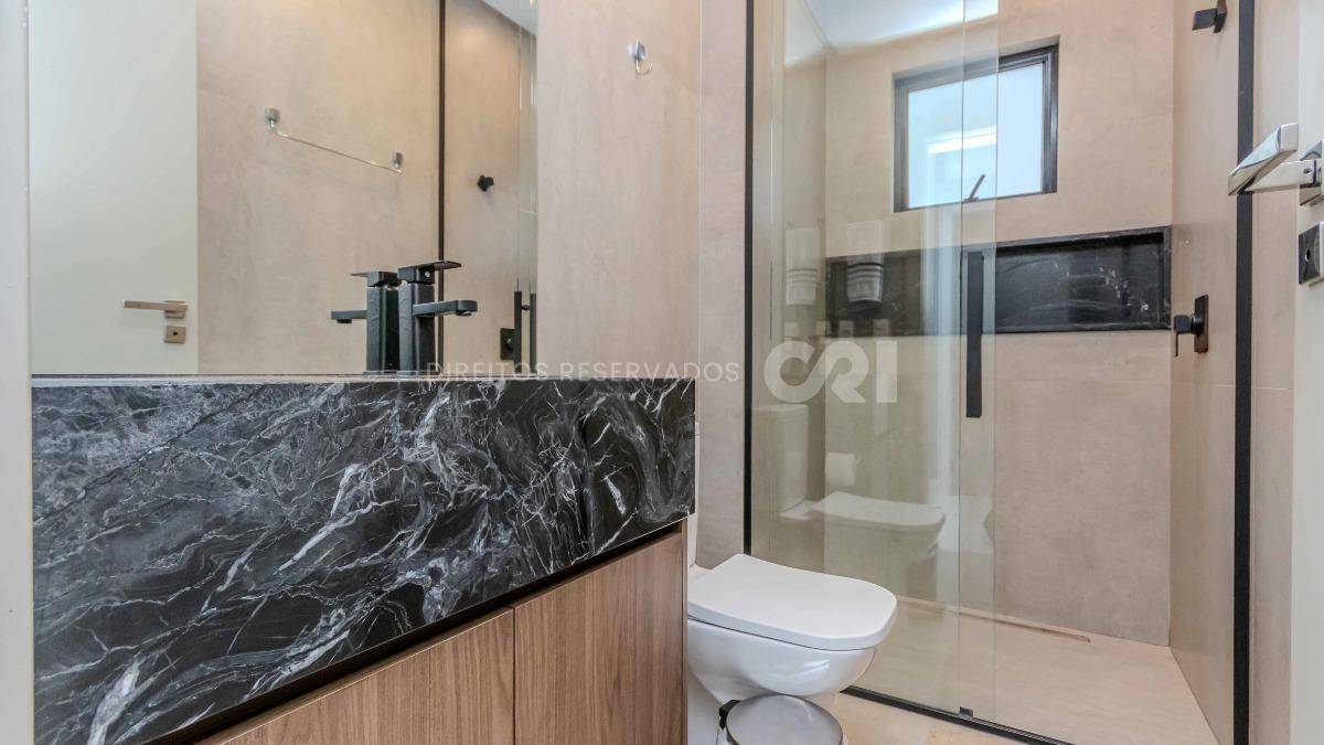 Apartamento com 2 suítes na Ilha de Maui Residence na Praia Brava em Itajaí