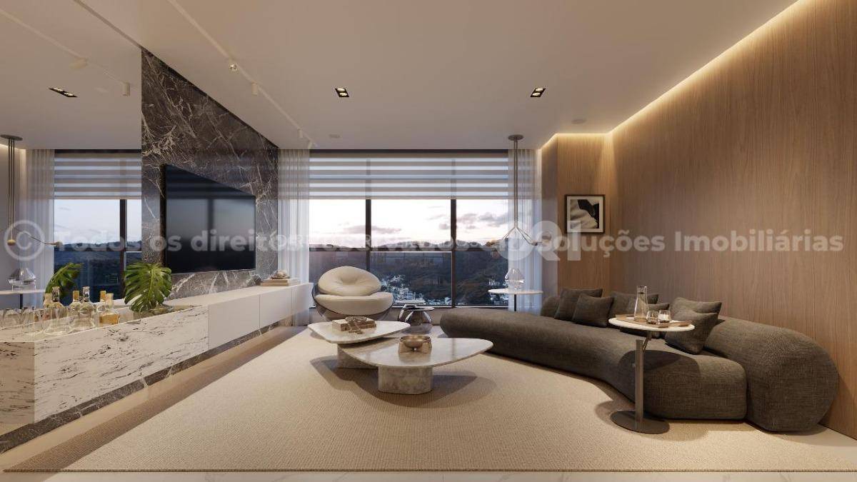 Apartamento com 03 suítes no Luminare Residencial no Centro em Balneário Camboriú
