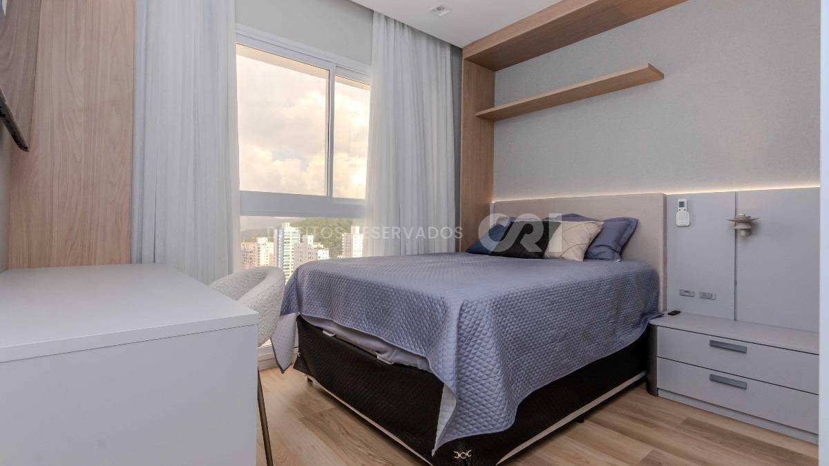 Apartamento mobiliado com 4 suítes no Grand Place Tower no Centro, Balneário Camboriú