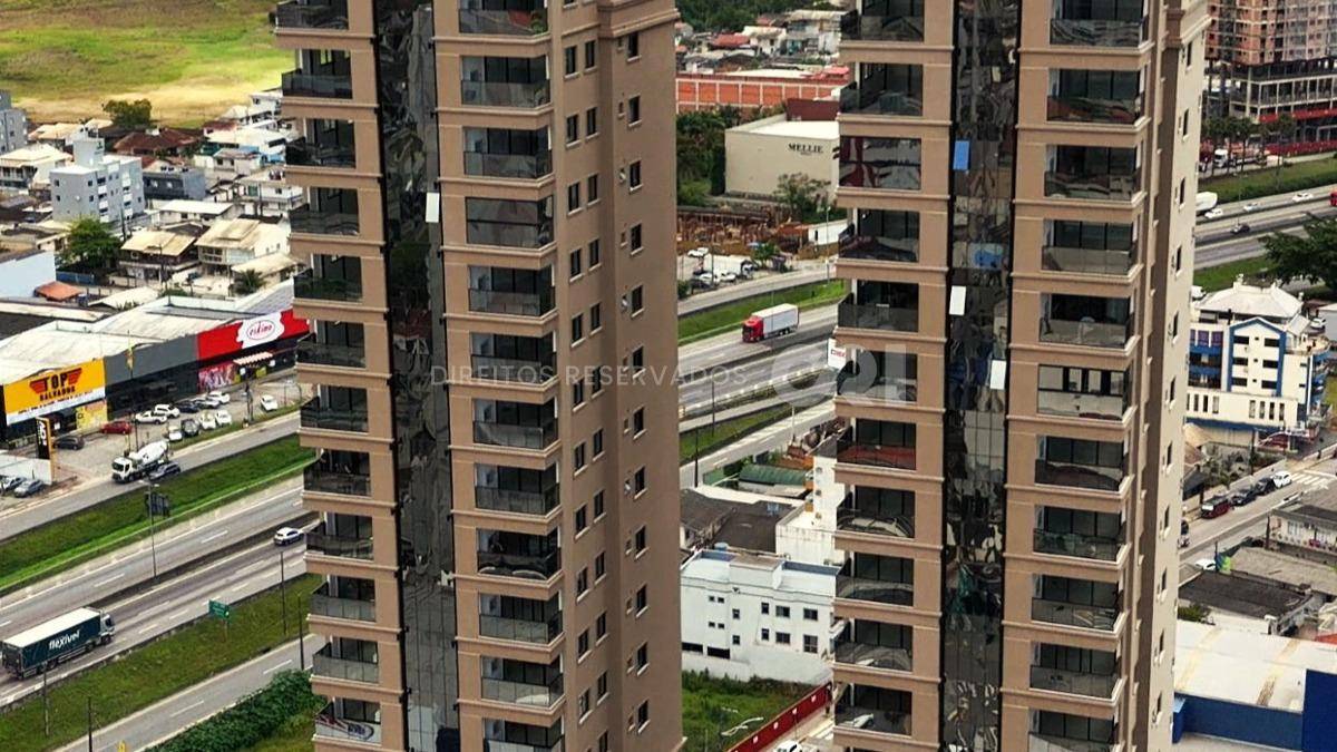Apartamento com 2 suítes no Imperial Coast no Centro em Itapema