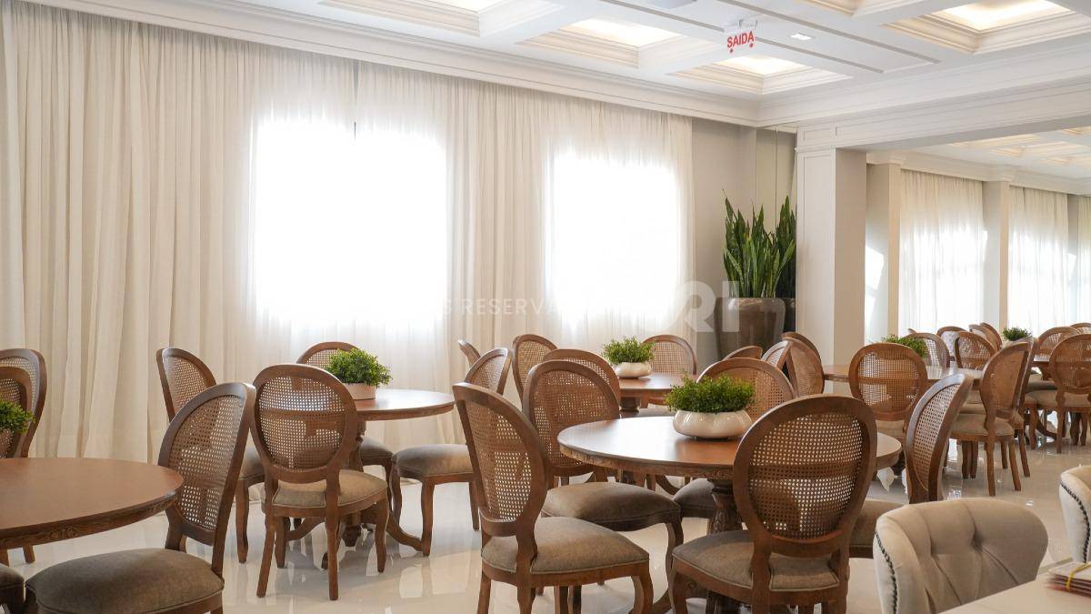 Apartamento com 2 suítes no edifício Imperial Coast no Centro em Itapema