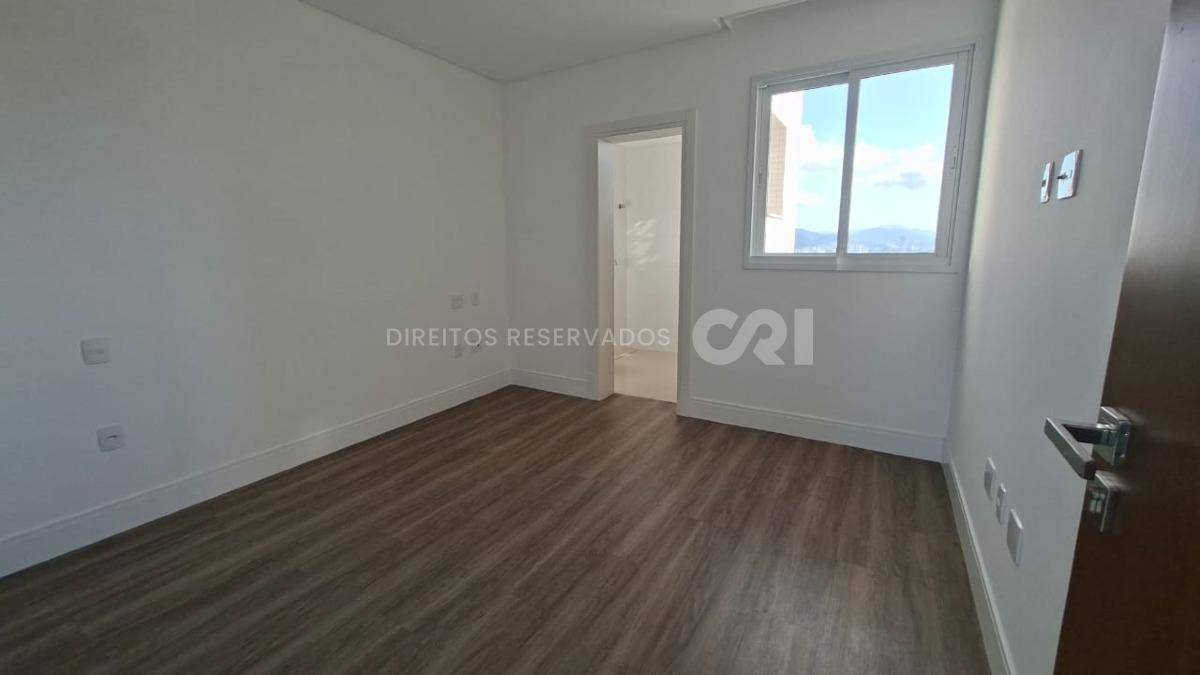 Apartamento com 4 Suítes no Marina Beach Tower na Barra Sul de Balneário Camboriú