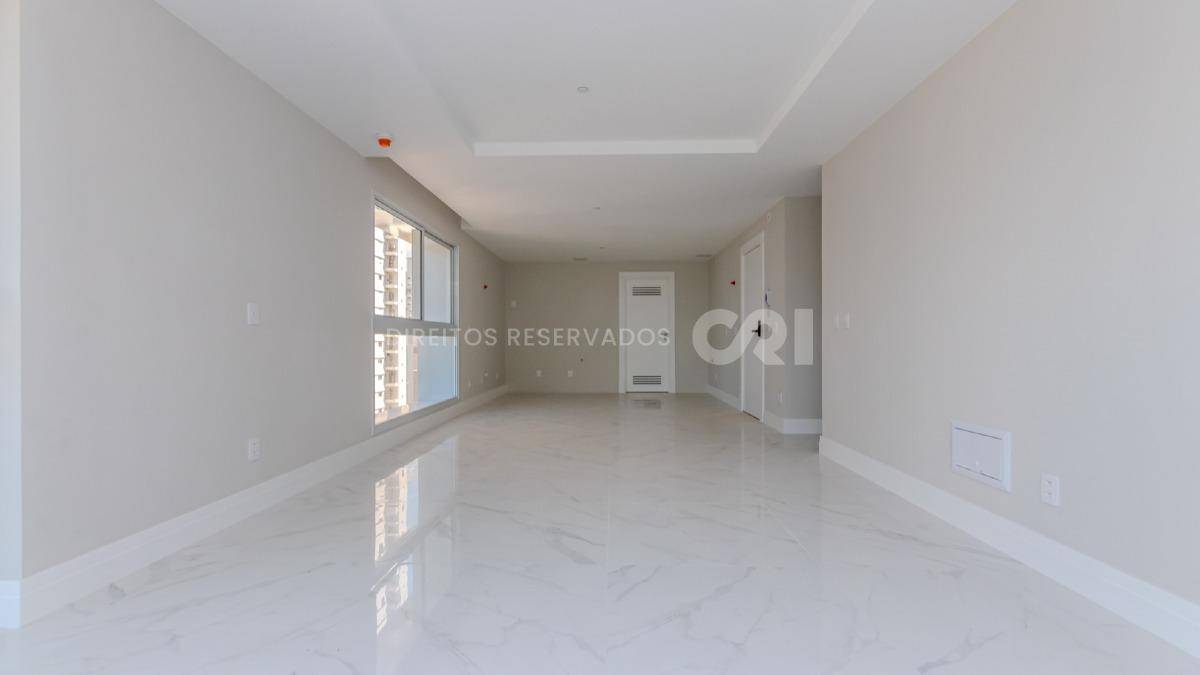 Apartamento com 4 suítes no Blue Coast Tower no Pioneiros em Balneário Camboriú