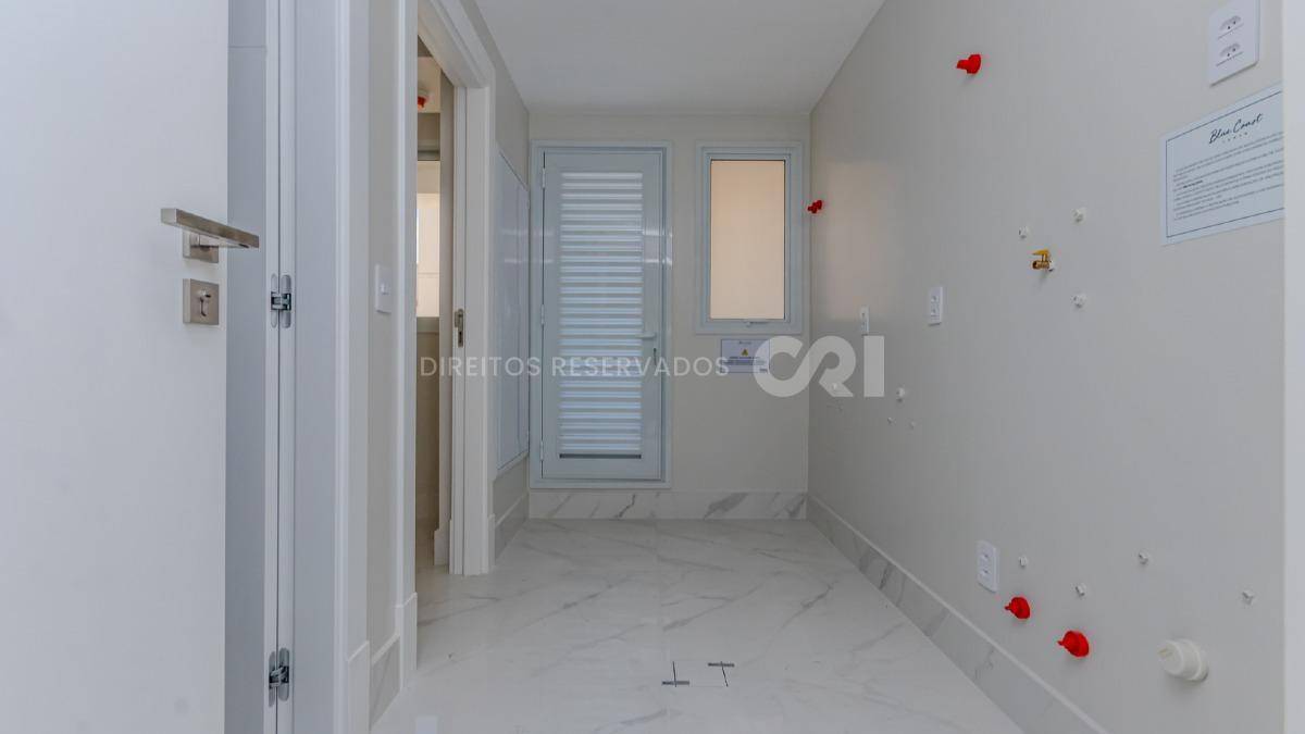 Apartamento com 4 suítes no Blue Coast Tower no Pioneiros em Balneário Camboriú