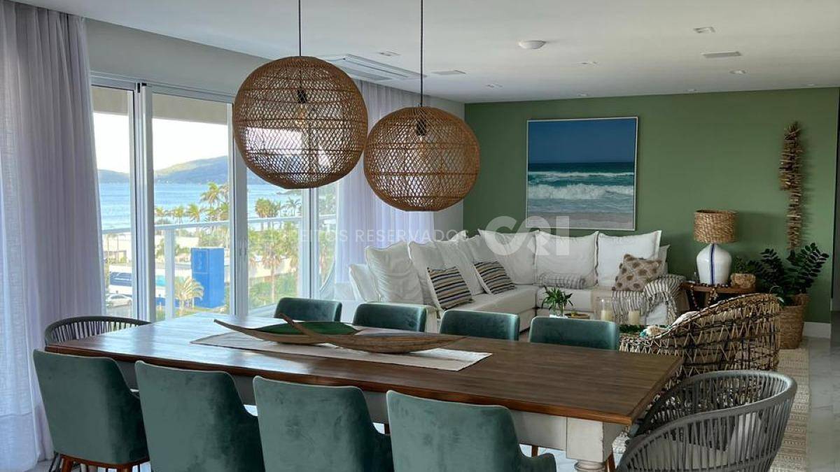 Apartamento com 3 suítes no Residencial Brava Arts na Praia Brava em Itajaí