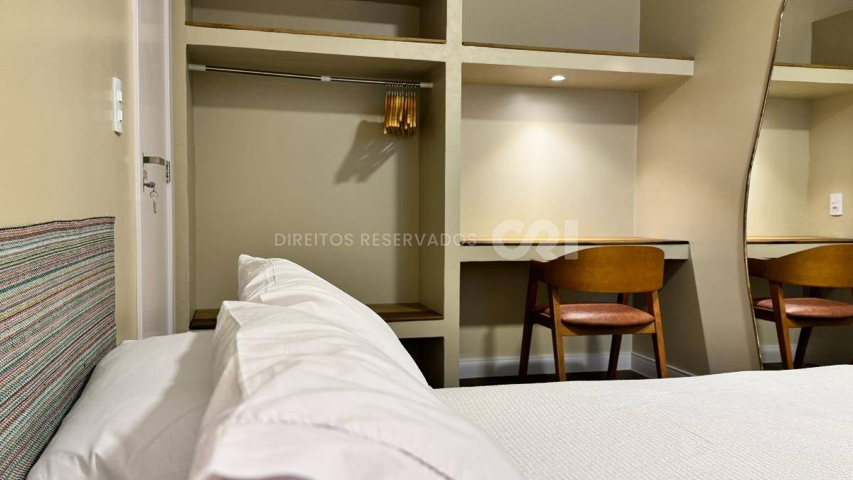 Apartamento com 3 dormitórios mobiliado no Edifício Duo na Praia Brava, Itajaí