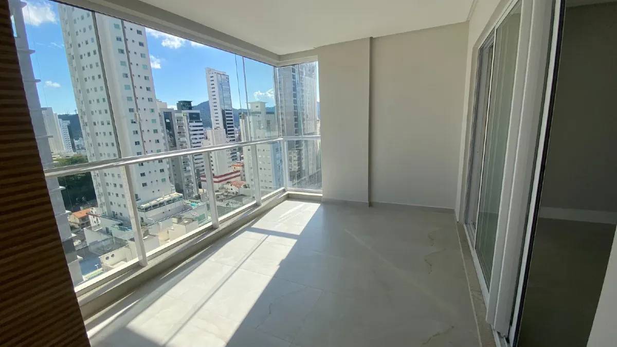 Apartamento com 3 suítes Edifício Pontal di Vitta na Barra Norte em Balneário Camboriú