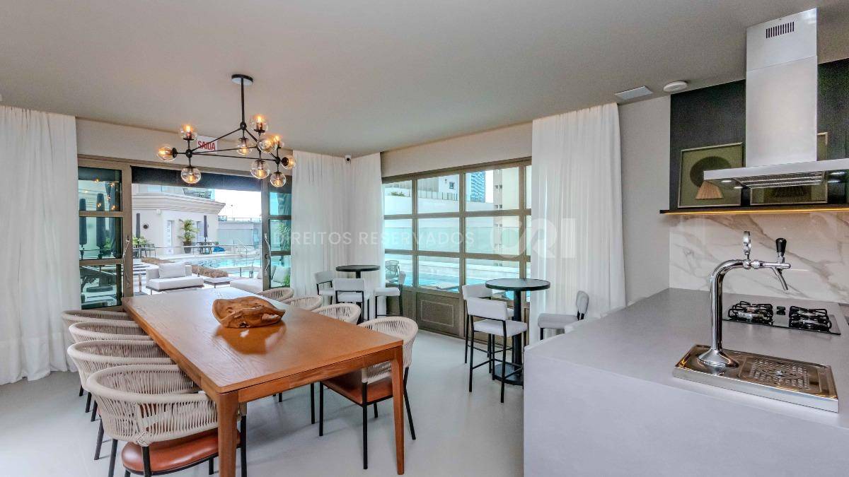 COPA: Apartamento com 3 suítes no Santé Boutique Residence no Bairro Pioneiros em Balneário Camboriú