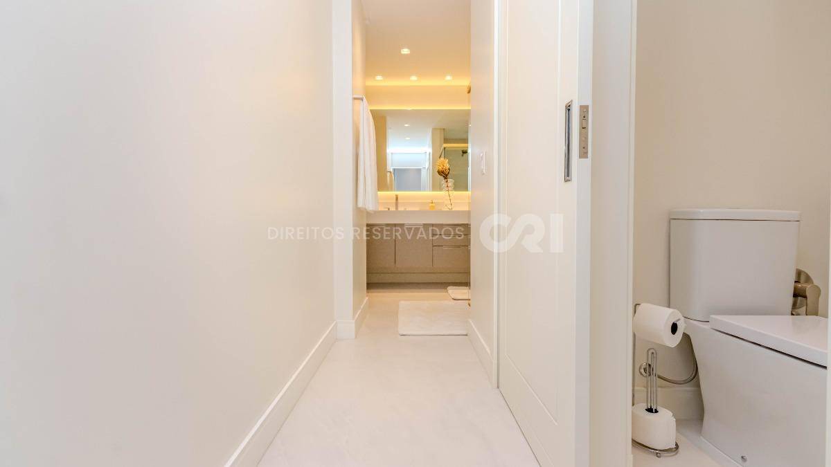 COPA: Apartamento com 3 suítes no Santé Boutique Residence no Bairro Pioneiros em Balneário Camboriú