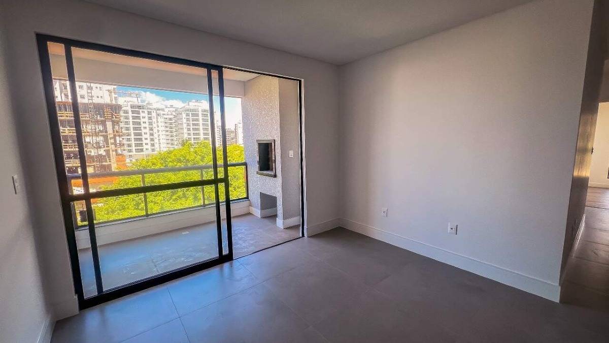 Apartamentocom 3 Dormitórios Residencial no Ilha de Maui na Praia Brava em Itajaí