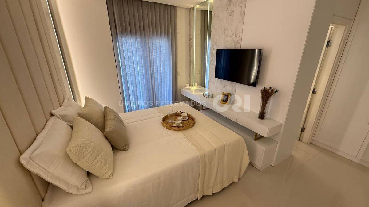 Apartamento com 3 suítes no Boulevard Brasil no Centro de Balneário Camboriú