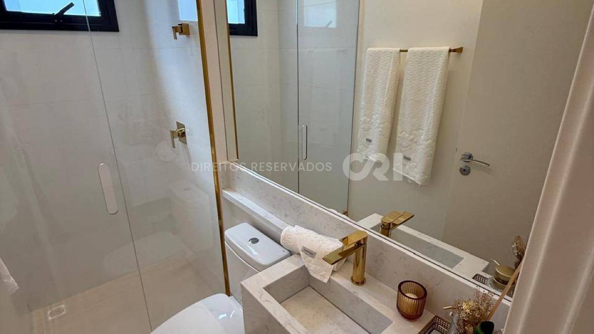 Apartamento com 3 suítes no Boulevard Brasil no Centro de Balneário Camboriú
