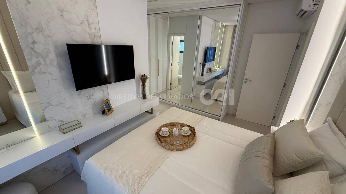 Apartamento com 3 suítes no Boulevard Brasil no Centro de Balneário Camboriú