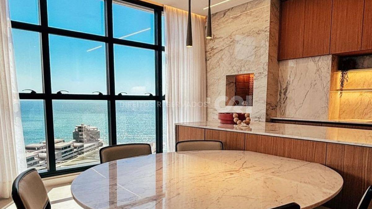 Apartamento com 2 suítes no Edifício Aquamarine Residence em Balneário Perequê, Porto Belo
