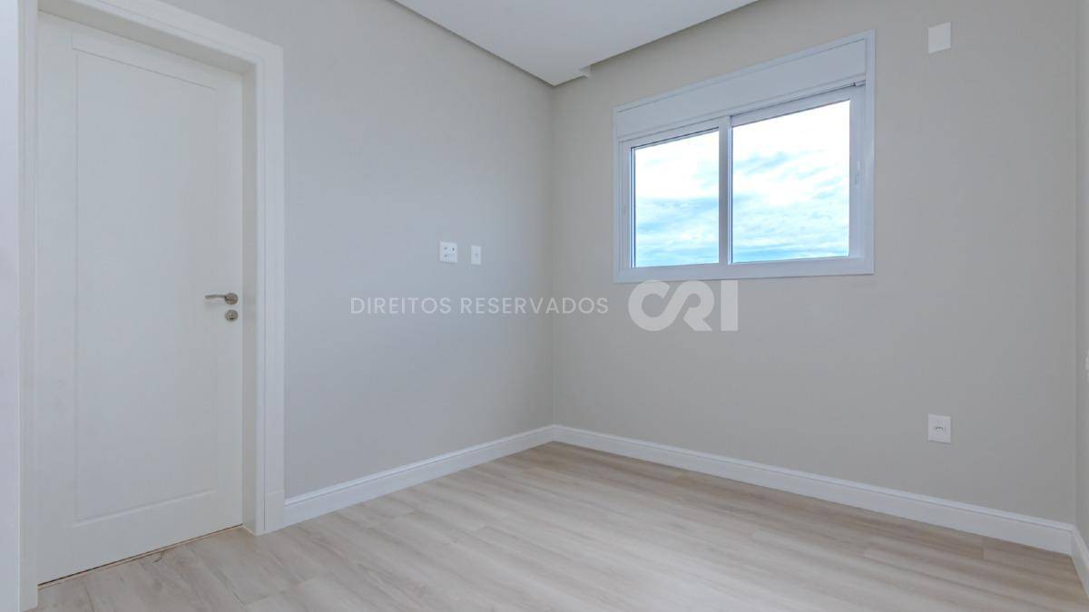Apartamento com 4 suítes no La Belle Tour no Centro de Balneário Camboriú