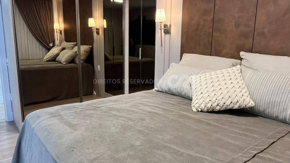 Apartamento com 3 Suítes no Fiori Del Mare na Meia Praia, Itapema