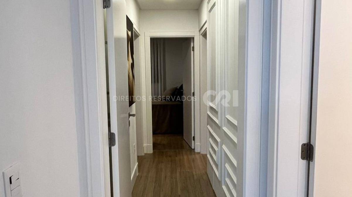 Apartamento com 3 Suítes no Fiori Del Mare na Meia Praia, Itapema