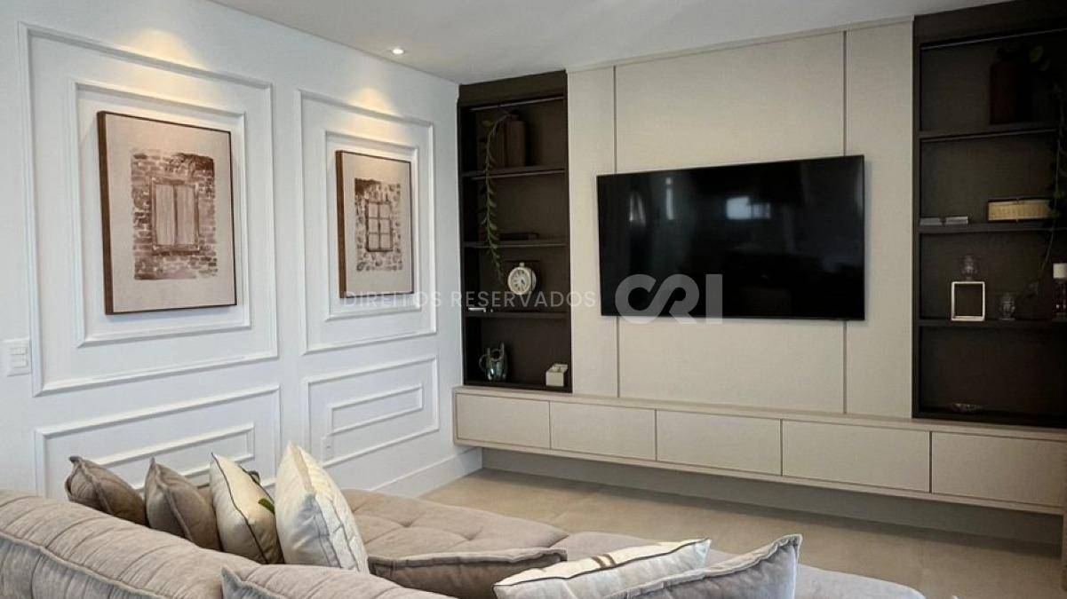 Apartamento com 3 Suítes no Fiori Del Mare na Meia Praia, Itapema