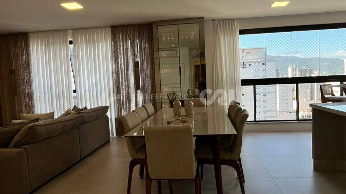 Apartamento com 3 Suítes no Fiori Del Mare na Meia Praia, Itapema