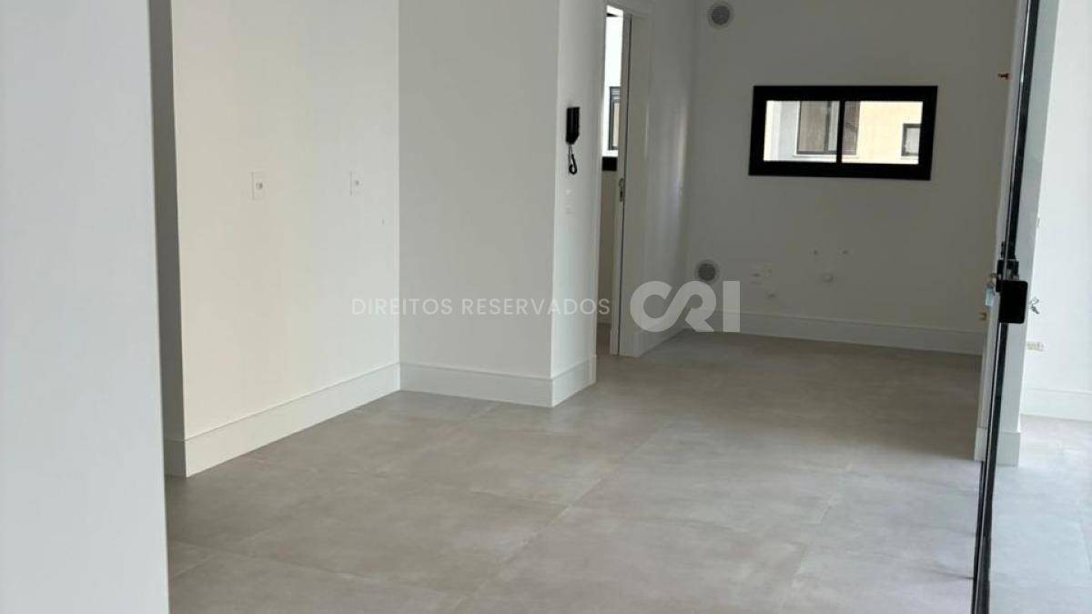 Apartamento com 3 Suítes, Fiori Del Mare na Meia Praia em Itapema
