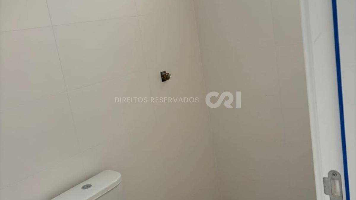 Apartamento com 3 Suítes, Fiori Del Mare na Meia Praia em Itapema