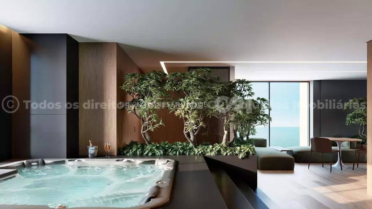 Apartamento com 4 suítes no Edifício Harmony no Centro de Balneário Camboriú